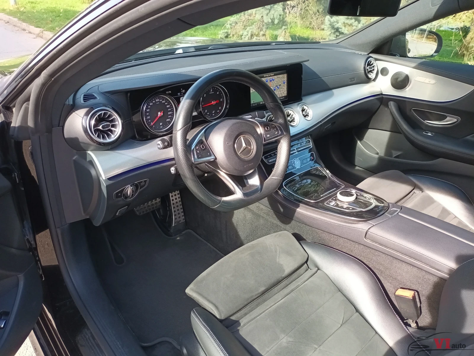 Mercedes-Benz E 220 AMG /COUPE, снимка 10 - Автомобили и джипове - 47664424