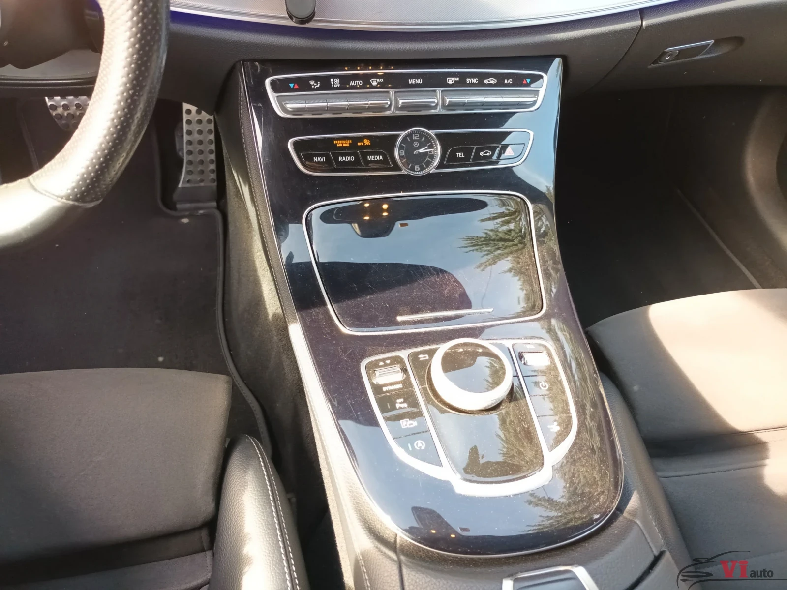 Mercedes-Benz E 220 AMG /COUPE, снимка 14 - Автомобили и джипове - 47664424