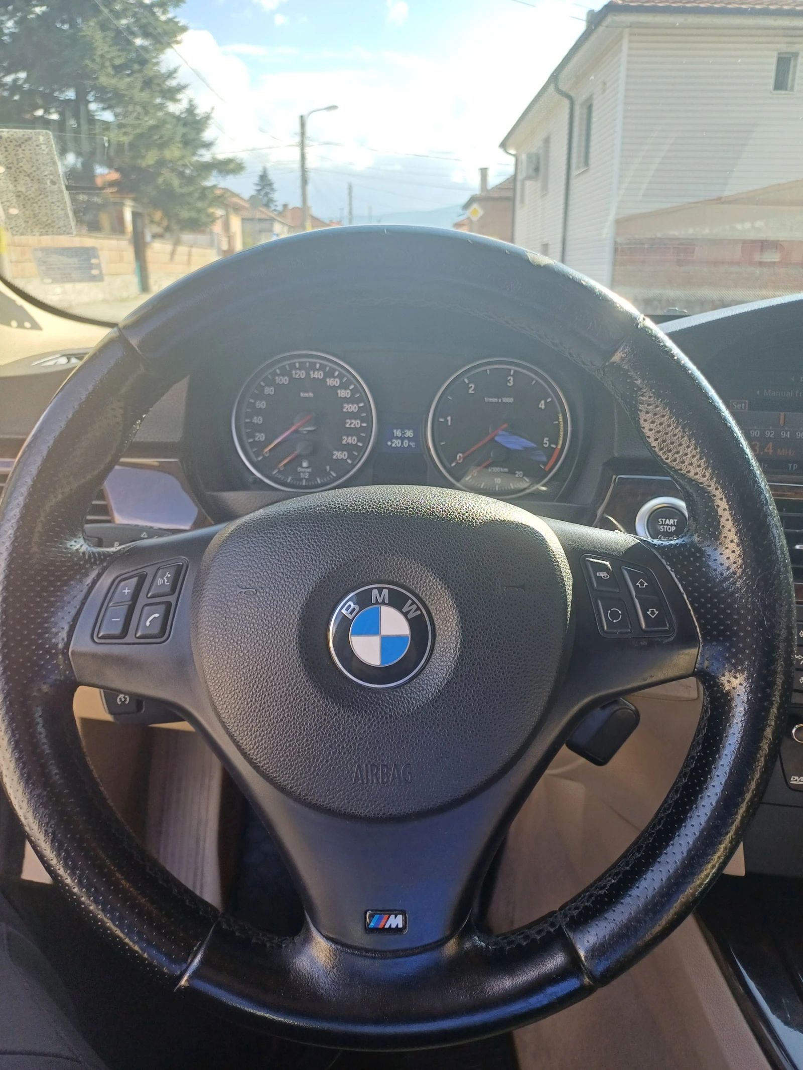 BMW 330  - изображение 6