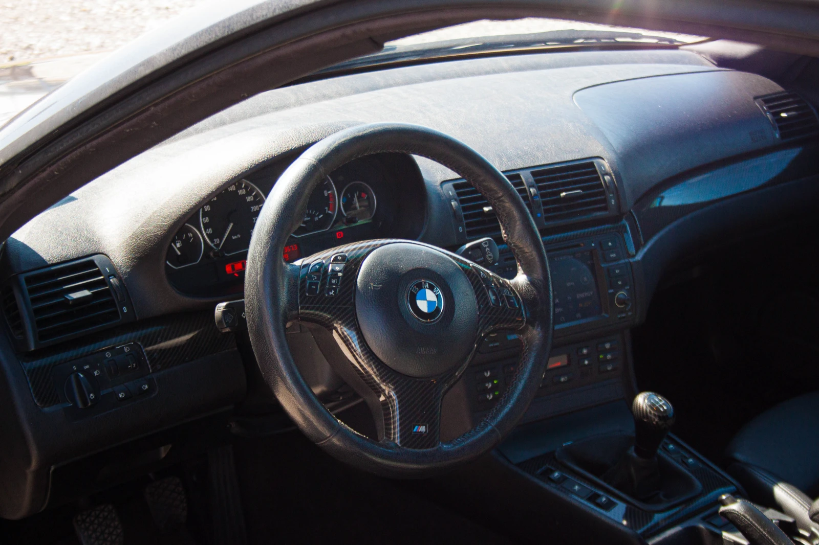 BMW 320  - изображение 8