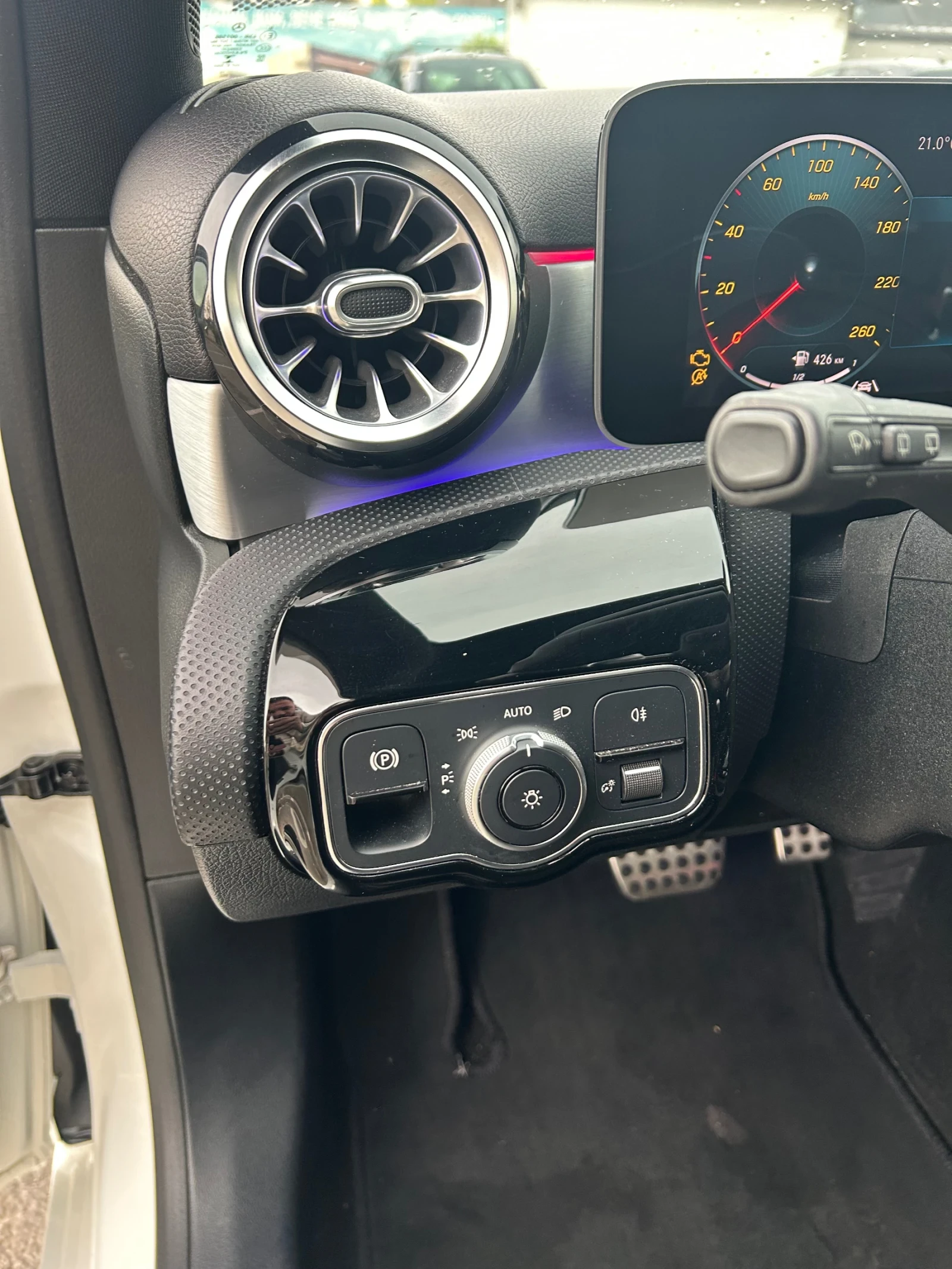 Mercedes-Benz A 200  - изображение 7