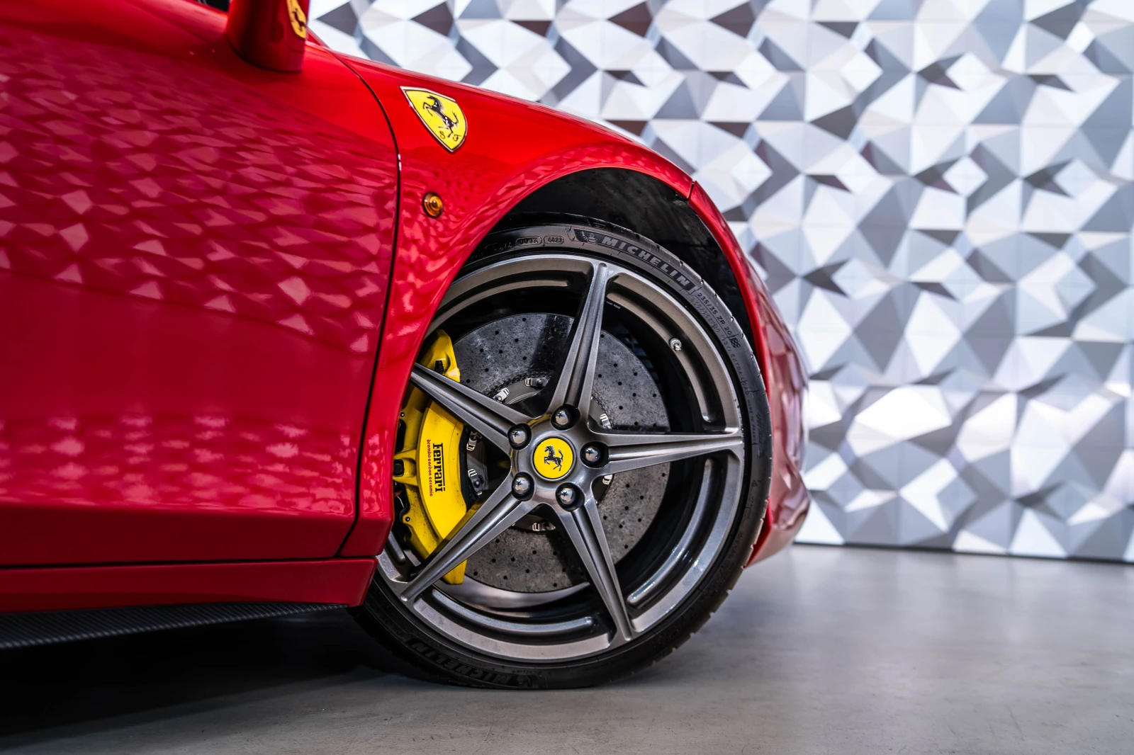 Ferrari 458 Italia Spider Rosso | Mobile.bg   17