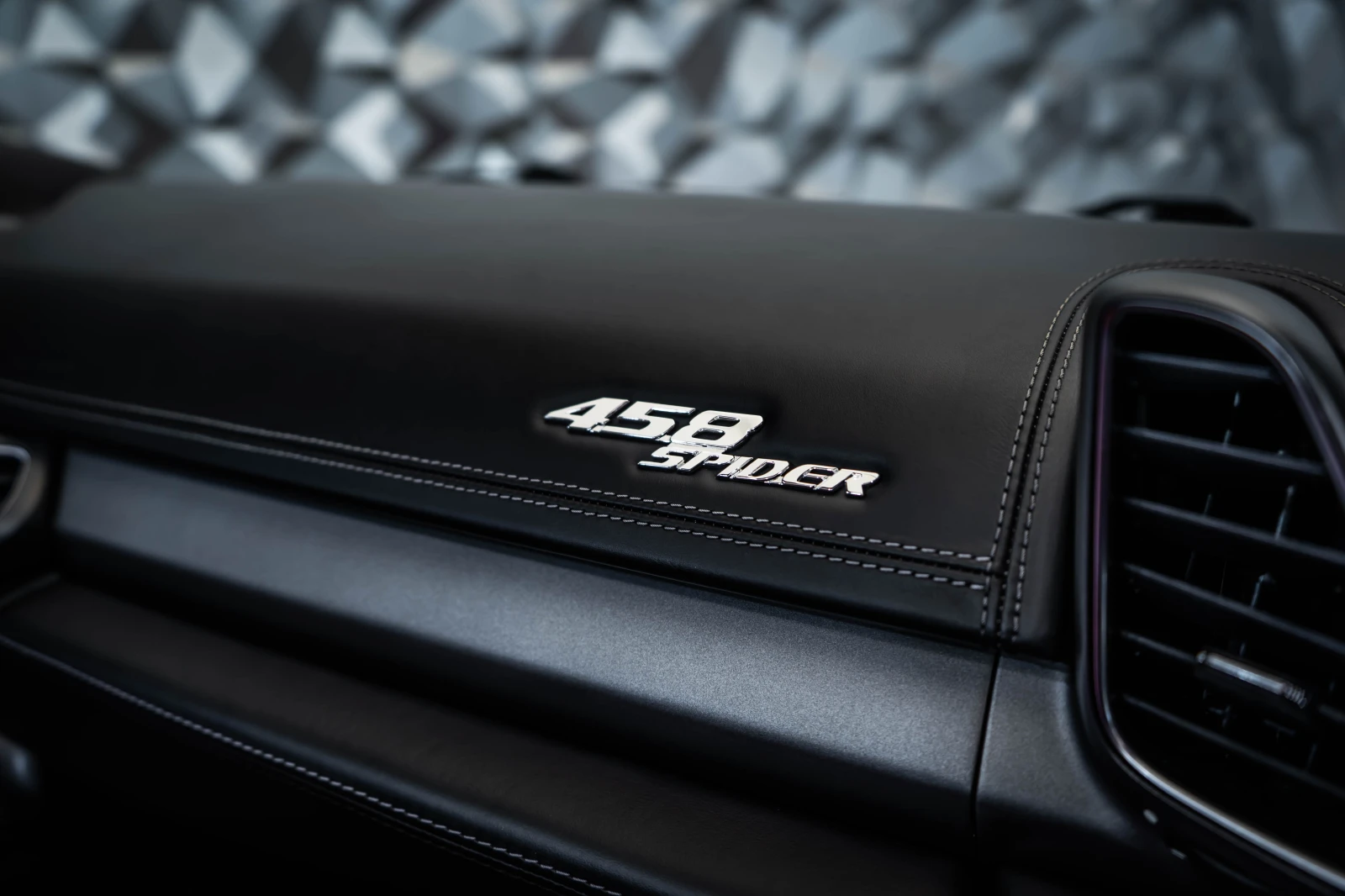 Ferrari 458 Italia Spider Rosso | Mobile.bg   16