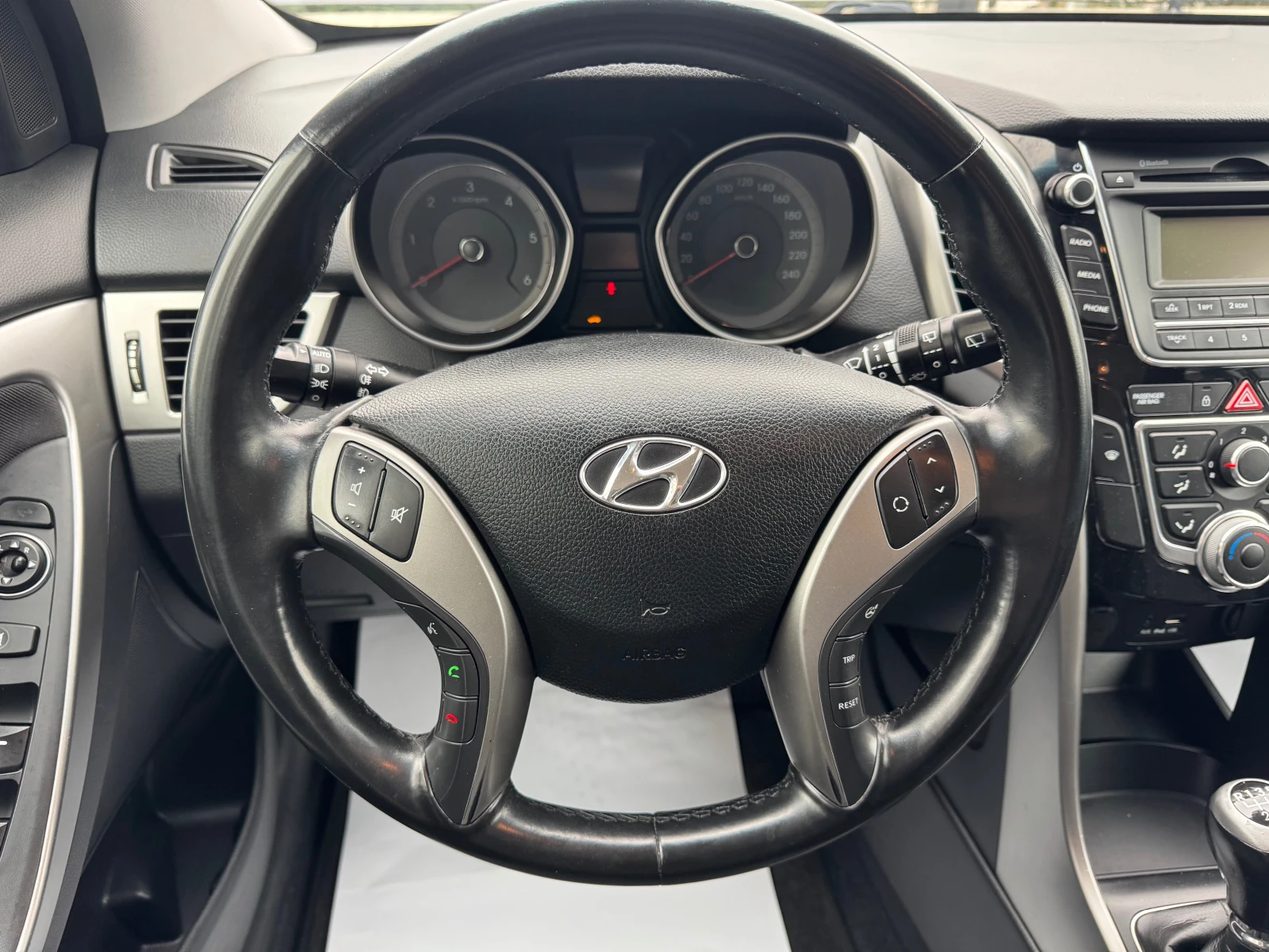 Hyundai I30 1.4 CRDI-90konq.  | Mobile.bg   12
