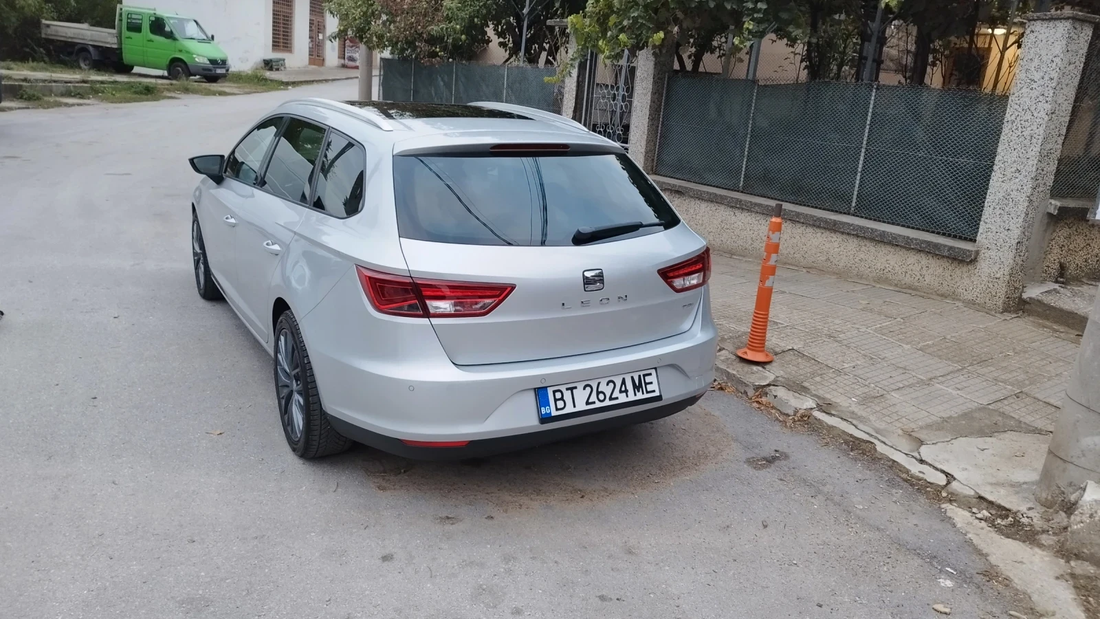 Seat Leon 1.6 110к automatic.led - изображение 3