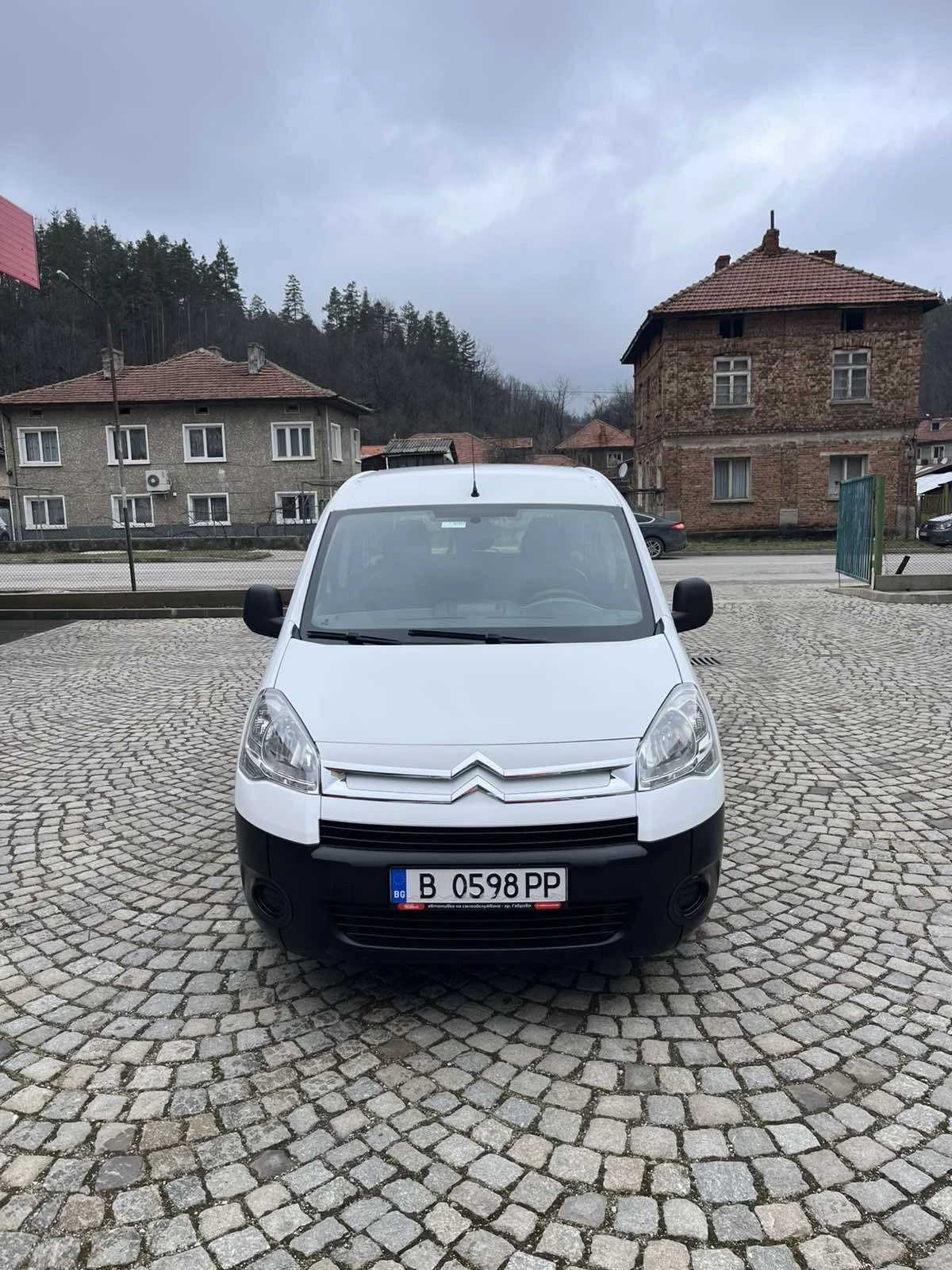 Citroen Berlingo 1, 6 HDI - изображение 3