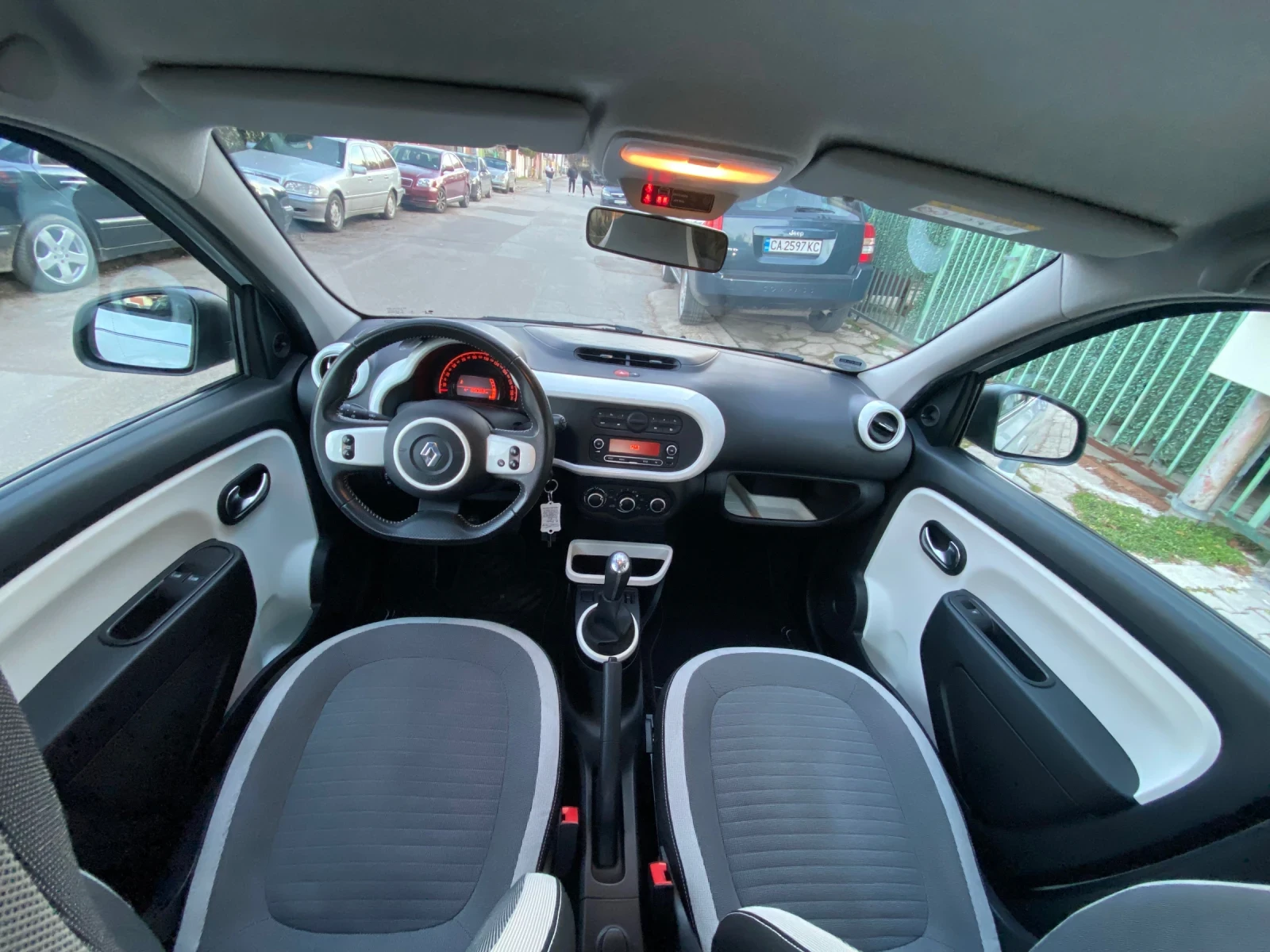 Renault Twingo Limited, снимка 4 - Автомобили и джипове - 53771570