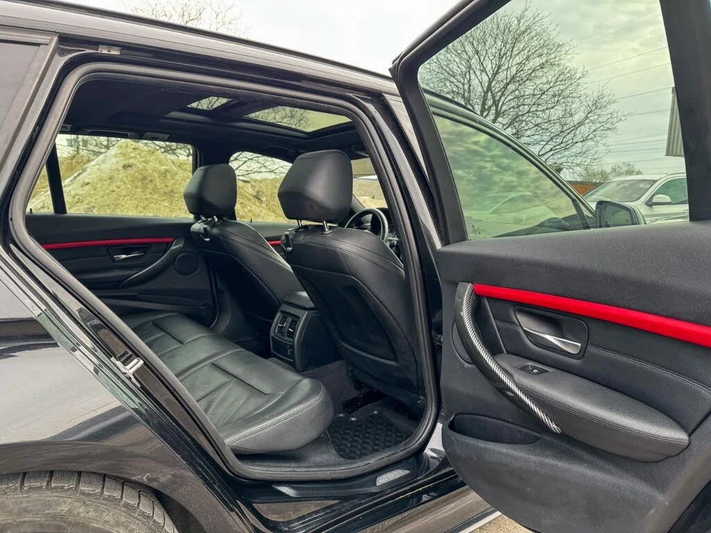 BMW 320 ДИЗЕЛ* ПАМЕТ* ПАНОРАМА* КОЖА* КАМЕРА* , снимка 17 - Автомобили и джипове - 53863058