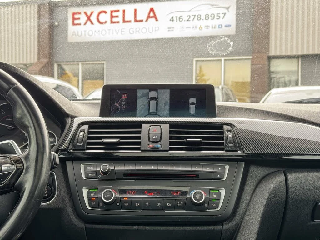 BMW 320 ДИЗЕЛ* ПАМЕТ* ПАНОРАМА* КОЖА* КАМЕРА* , снимка 12 - Автомобили и джипове - 53863058