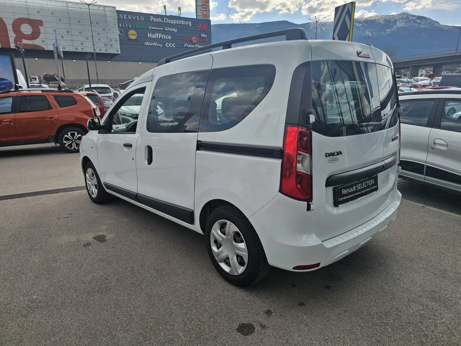 Dacia Dokker dCi 90 к.с. Дизел Stop & Start N1, снимка 4 - Автомобили и джипове - 53989327