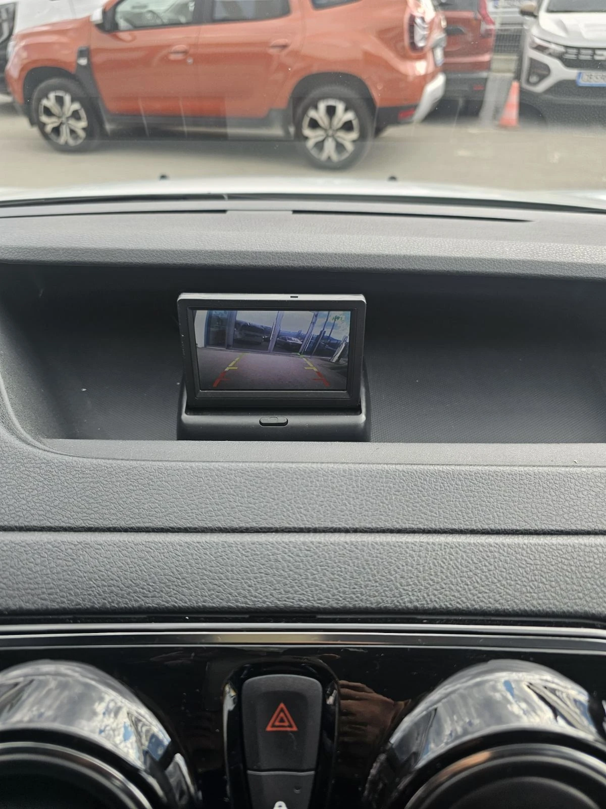 Dacia Dokker dCi 90 к.с. Дизел Stop & Start N1, снимка 10 - Автомобили и джипове - 53989327