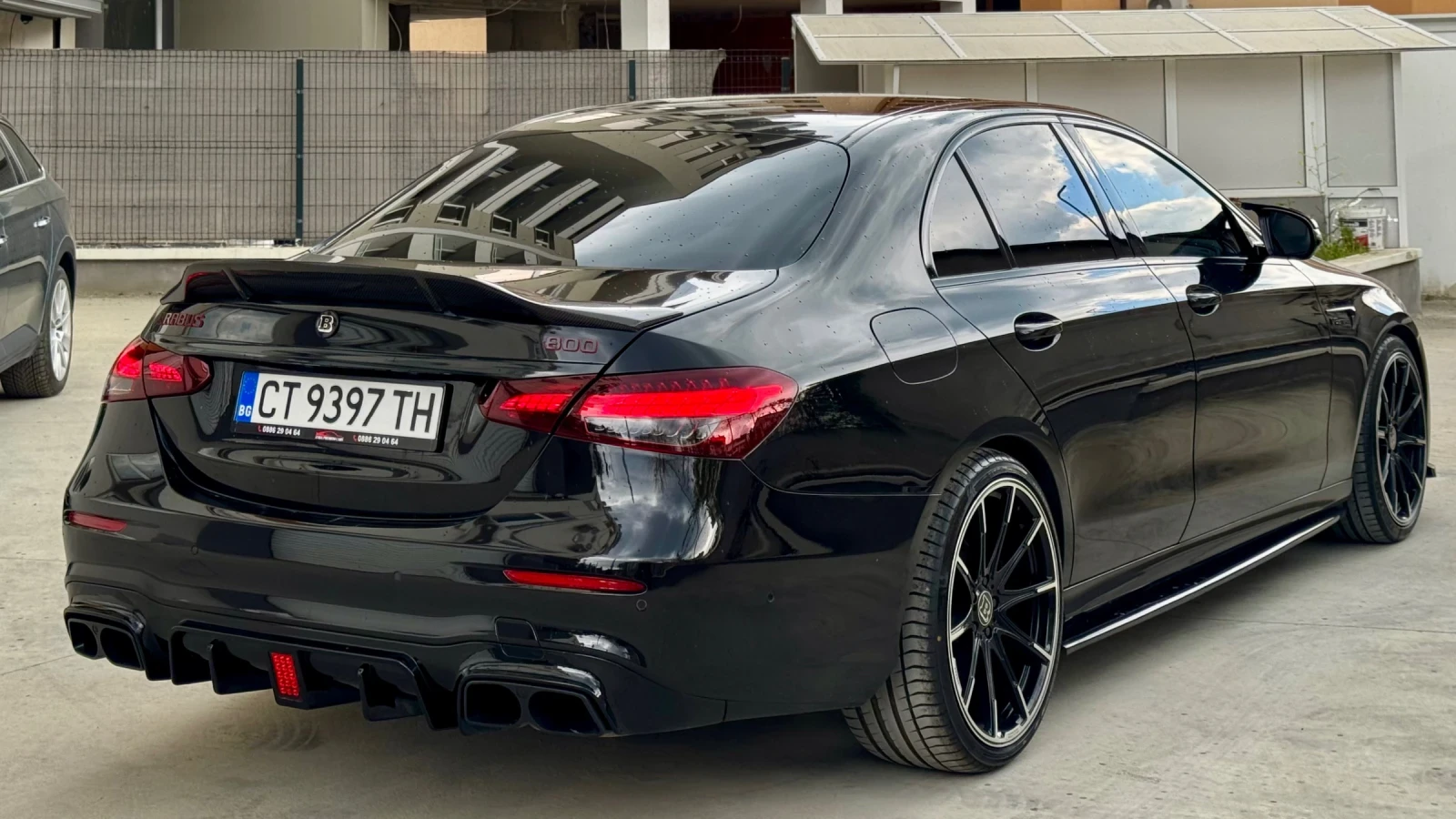 Mercedes-Benz E 220 FL* BRABUS* ACTIVE SOUND* , снимка 4 - Автомобили и джипове - 54256590