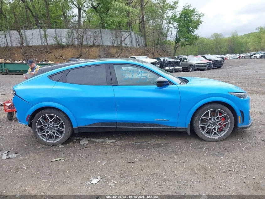 Ford Mustang Mach-E Gt, снимка 13 - Автомобили и джипове - 54891806