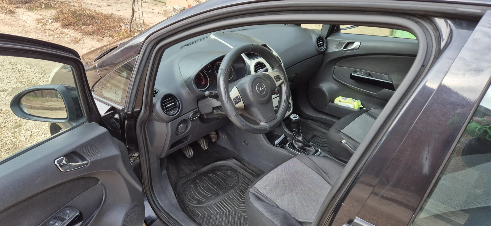 Opel Corsa, снимка 8 - Автомобили и джипове - 54914691