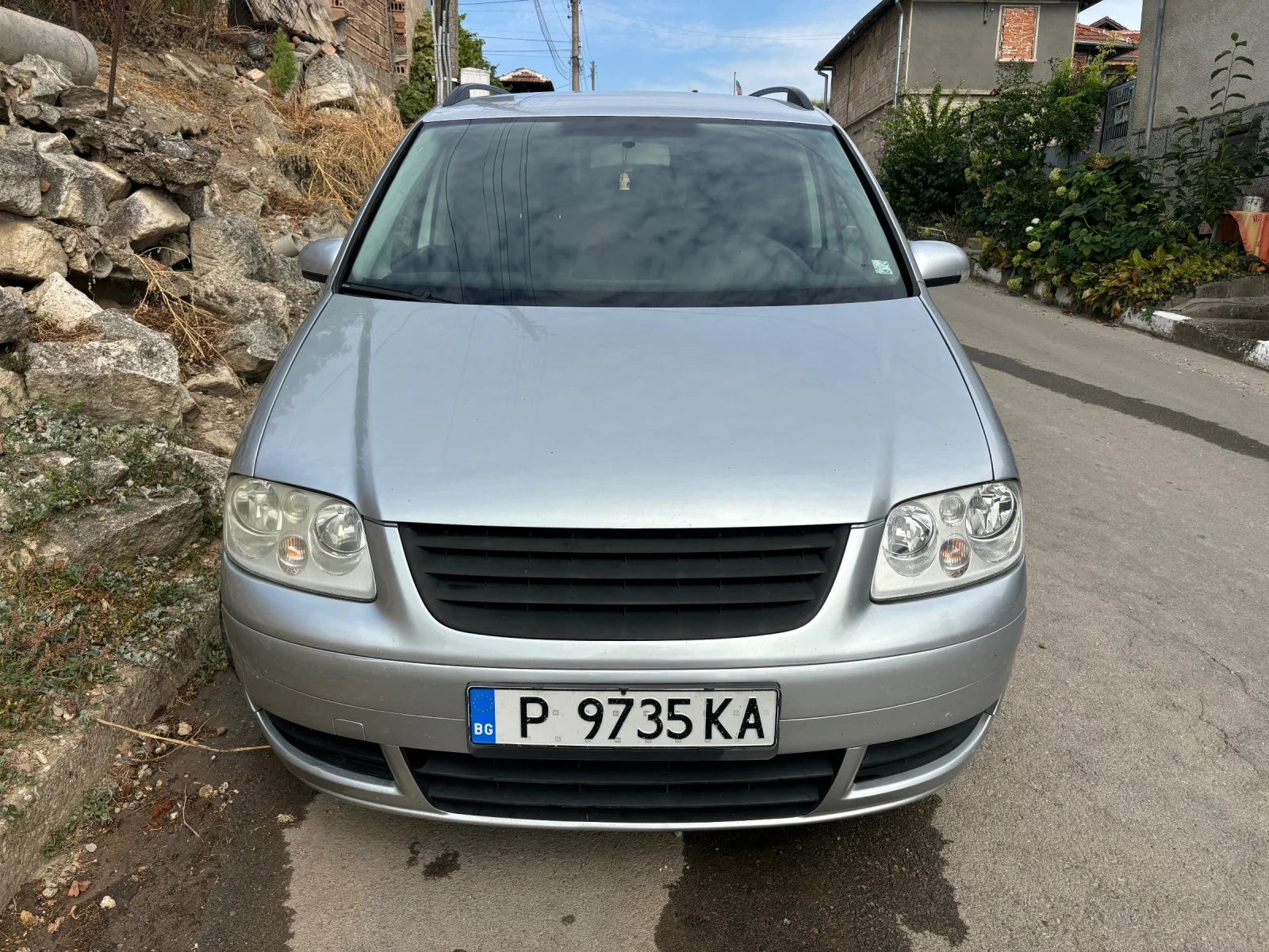 VW Touran ван, снимка 10 - Автомобили и джипове - 55875032