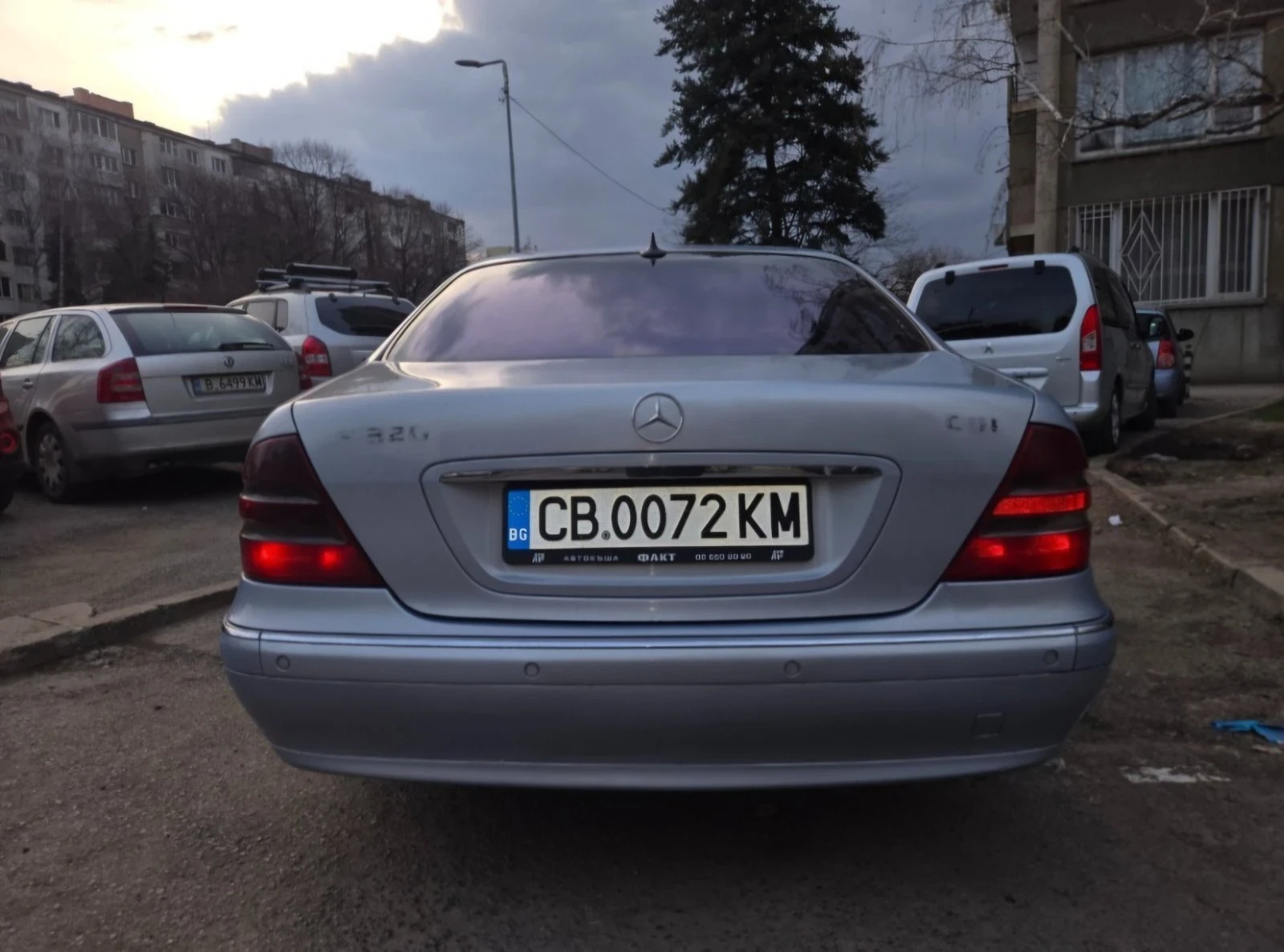 Mercedes-Benz S 320 Всички възможни екстри, снимка 5 - Автомобили и джипове - 56045697