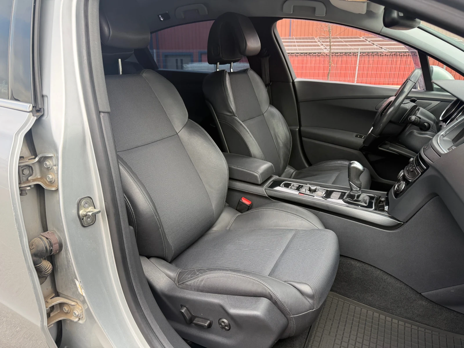 Peugeot 508 1, 6 eHDI, снимка 11 - Автомобили и джипове - 56162291