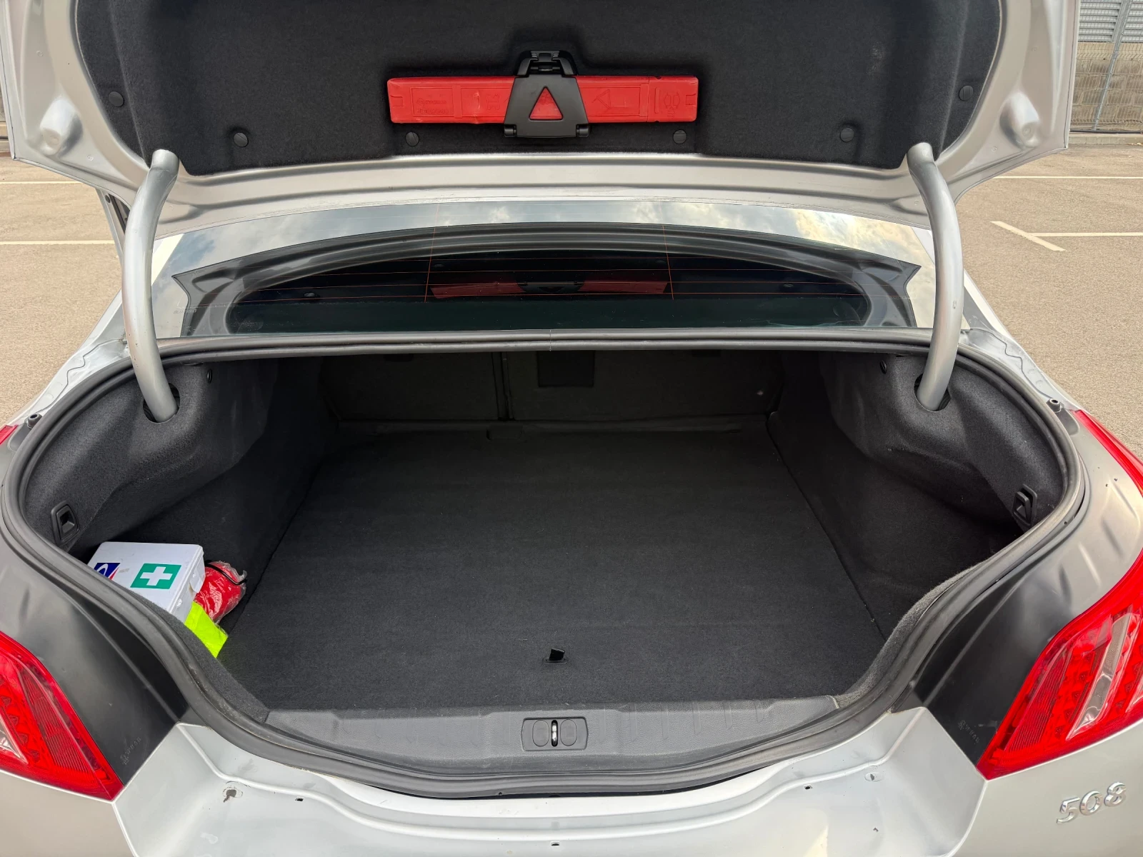 Peugeot 508 1, 6 eHDI, снимка 16 - Автомобили и джипове - 56162291