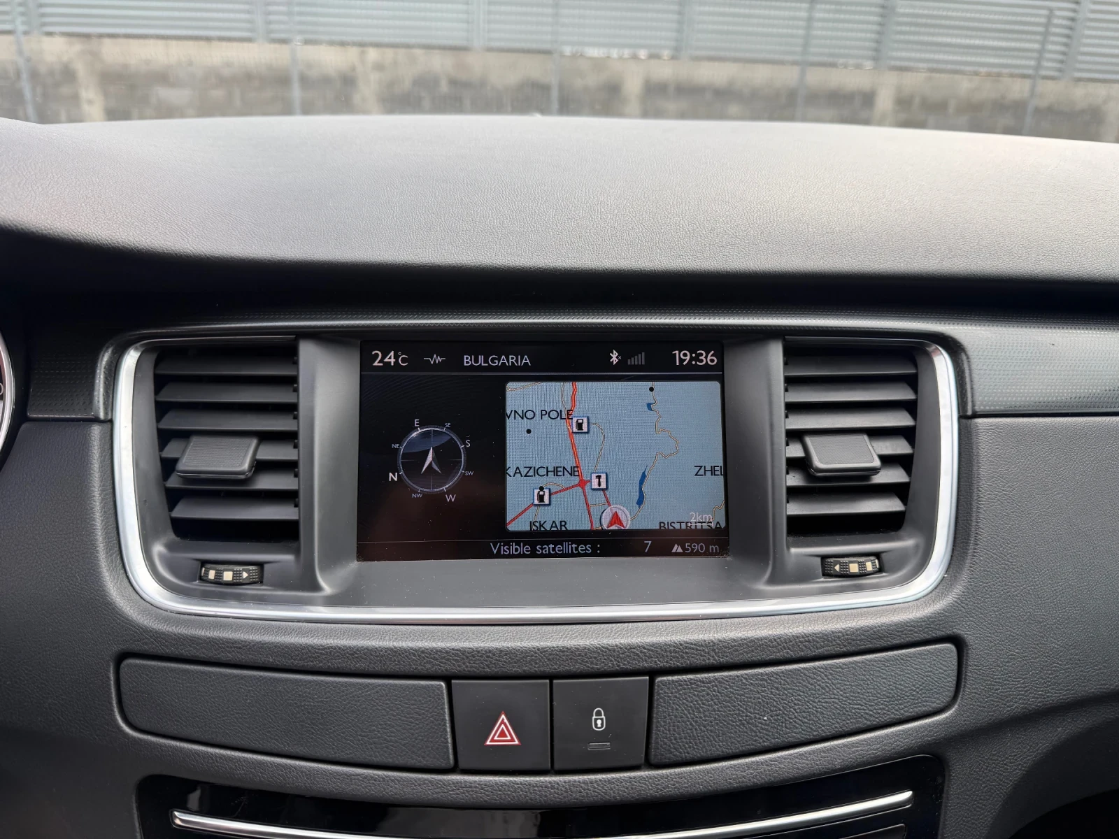 Peugeot 508 1, 6 eHDI, снимка 13 - Автомобили и джипове - 56162291