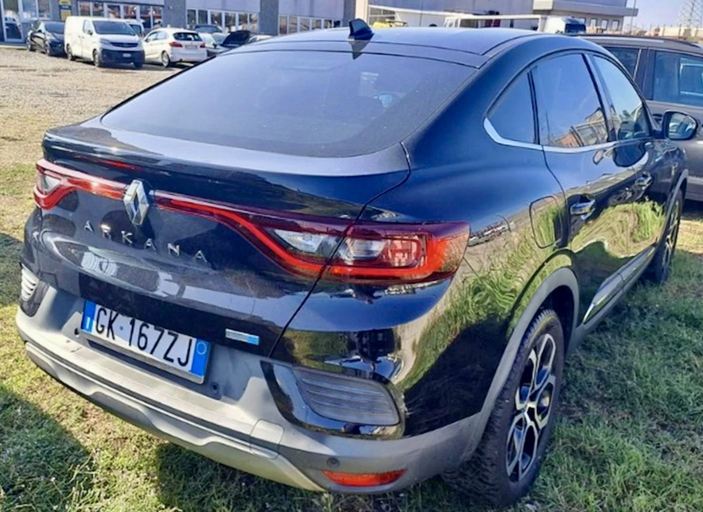 Renault Arkana 1.6 Intens, снимка 4 - Автомобили и джипове - 56701218
