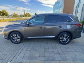 Mitsubishi Outlander GT 3.0V6 224kc.S-AWC 4x4 FULL -7МЕСТА, снимка 8