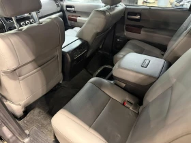 Toyota Sequoia PLATINUM* V8* JBL* ПОДГРЕВ* ОБДУХВАНЕ* КАМЕРА* 6+ , снимка 9