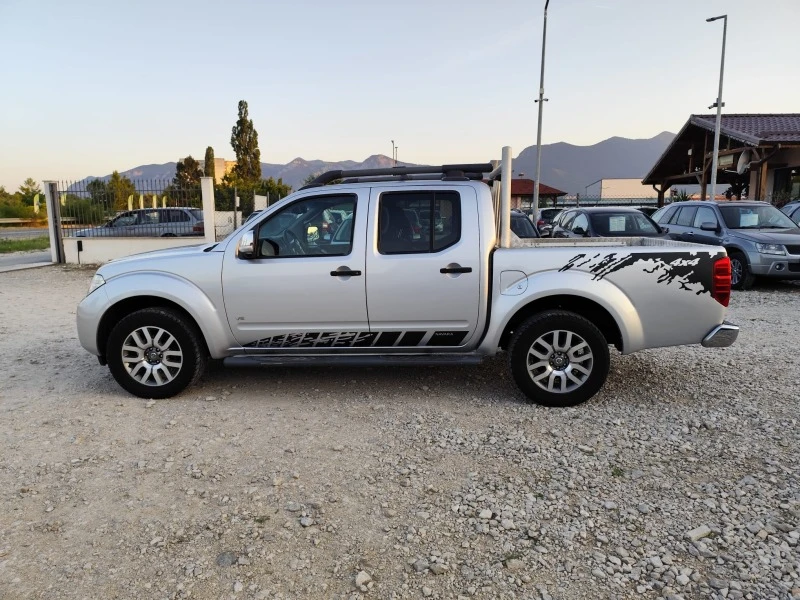 Nissan Navara 3.0 дизел , снимка 8 - Автомобили и джипове - 46294172