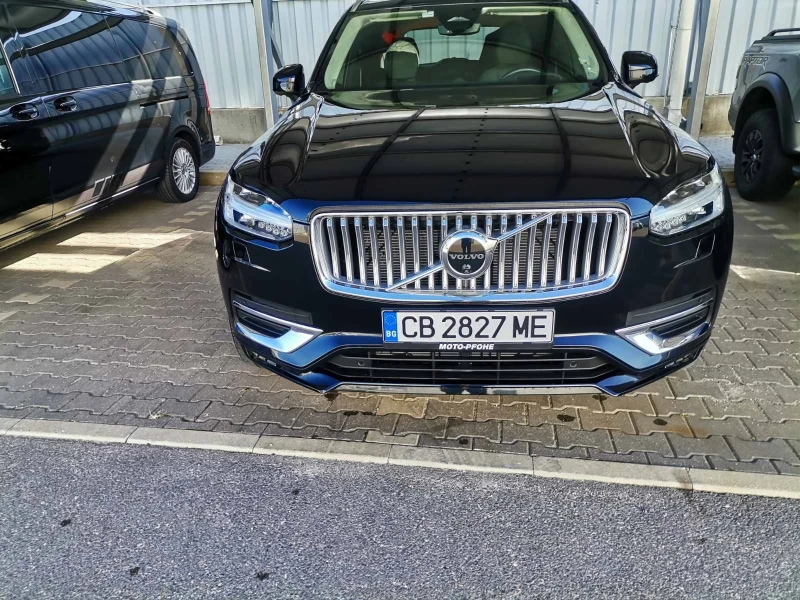 Volvo Xc90, снимка 4 - Автомобили и джипове - 47609118