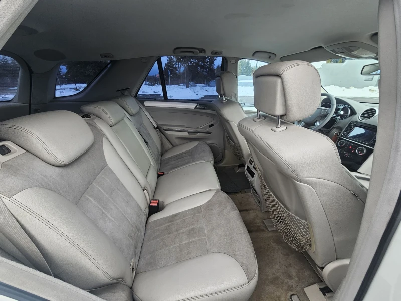 Mercedes-Benz ML 320 4 Matic , снимка 13 - Автомобили и джипове - 49264049