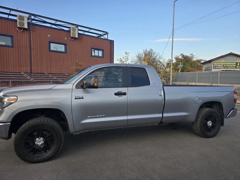 Toyota Tundra 5.7HEMI/ Камера / CarPlay/ Уникална , снимка 7 - Автомобили и джипове - 51221472