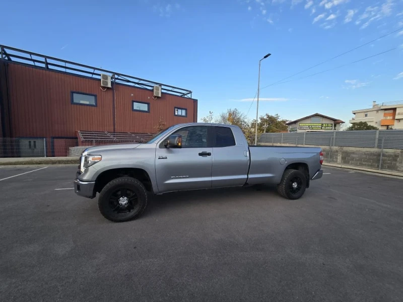 Toyota Tundra 5.7HEMI/ Камера / CarPlay/ Уникална , снимка 13 - Автомобили и джипове - 51221472