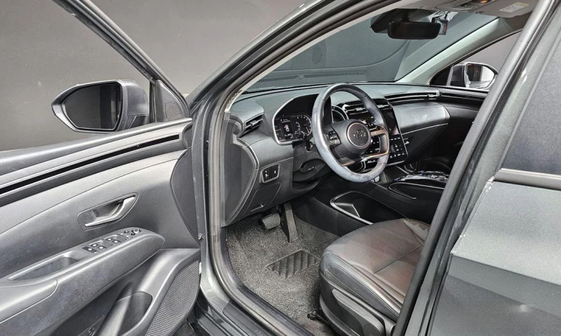 Hyundai Tucson Gasoline 1.6 Turbo 2WD Modern, снимка 11 - Автомобили и джипове - 52069666