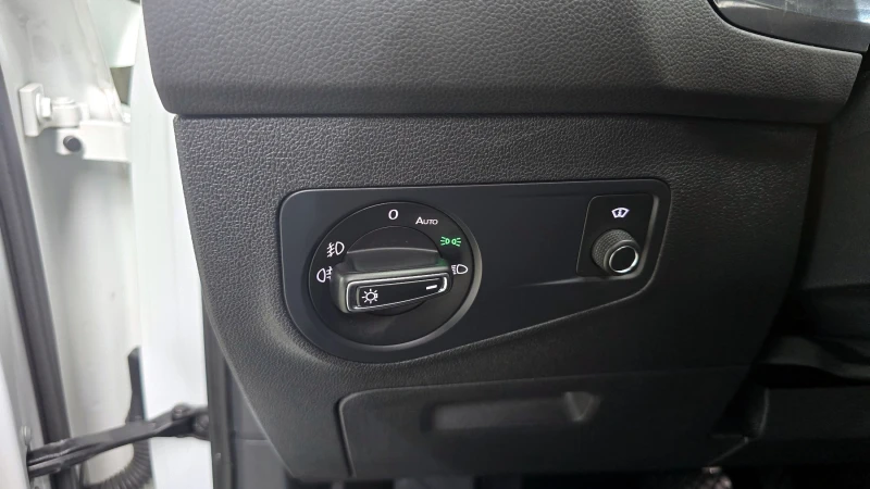 VW Tiguan 2.0TDI PRESTIGE , снимка 12 - Автомобили и джипове - 52534760