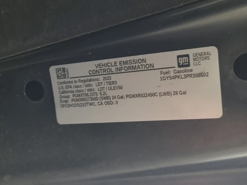 Cadillac Escalade * 4WD Sport * CARFAX * БЕЗ ПЪРВОНАЧАЛНА ВНОСКА, снимка 8 - Автомобили и джипове - 53141926