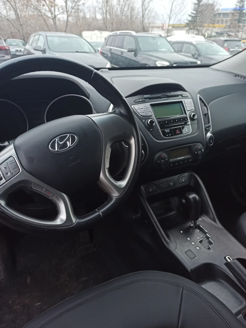 Hyundai IX35 2.0i, 4x4, Automatic, KEYLESS , снимка 8 - Автомобили и джипове - 53248570