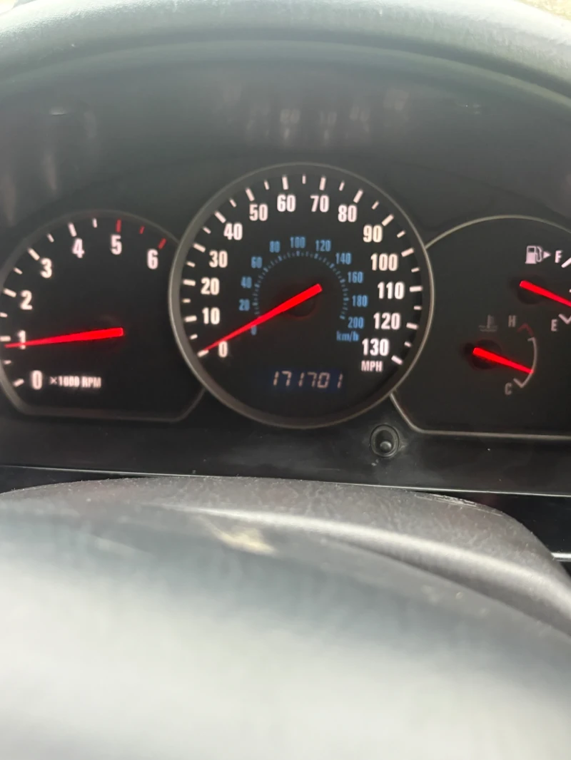 Suzuki Grand vitara, снимка 7 - Автомобили и джипове - 53419957