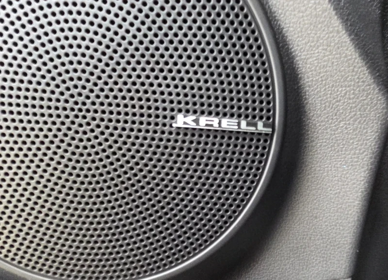 Hyundai Kona 64KWh/Premium/Шибидах/Blue Link, снимка 16 - Автомобили и джипове - 53439640