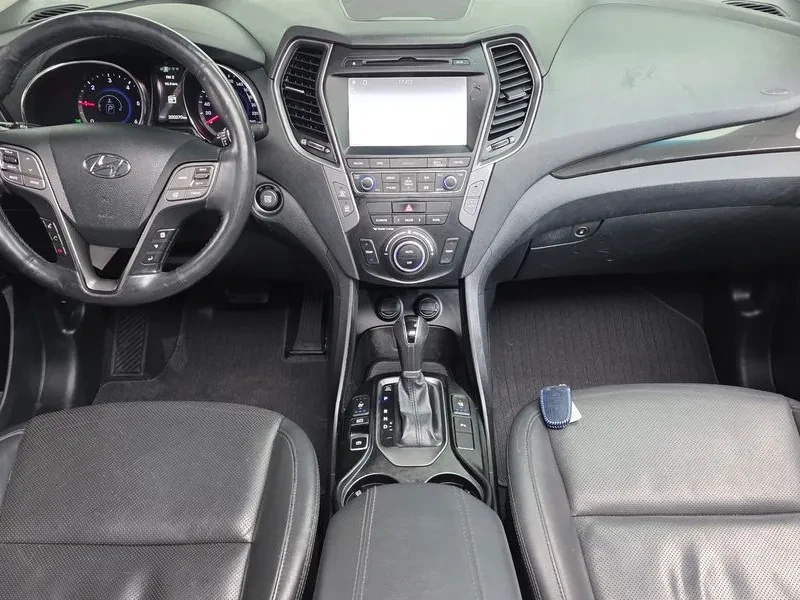 Hyundai Santa fe 2.0 2Wd Premium, снимка 7 - Автомобили и джипове - 53956221