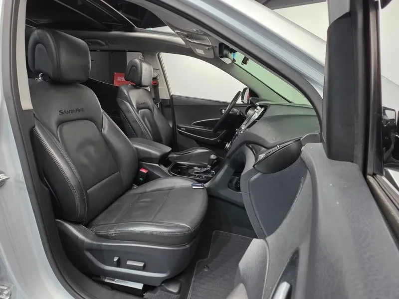 Hyundai Santa fe 2.0 2Wd Premium, снимка 10 - Автомобили и джипове - 53956221