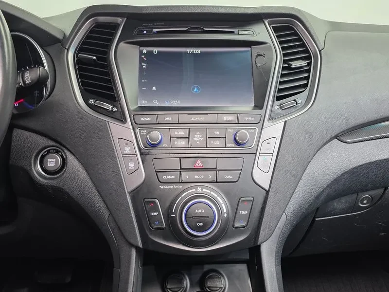 Hyundai Santa fe 2.0 2Wd Premium, снимка 15 - Автомобили и джипове - 53956221