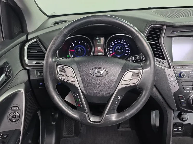 Hyundai Santa fe 2.0 2Wd Premium, снимка 14 - Автомобили и джипове - 53956221