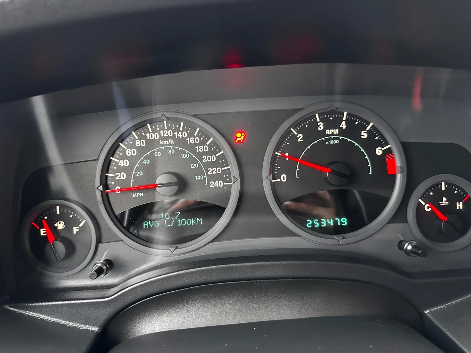 Jeep Compass 2.4 VVT, снимка 1