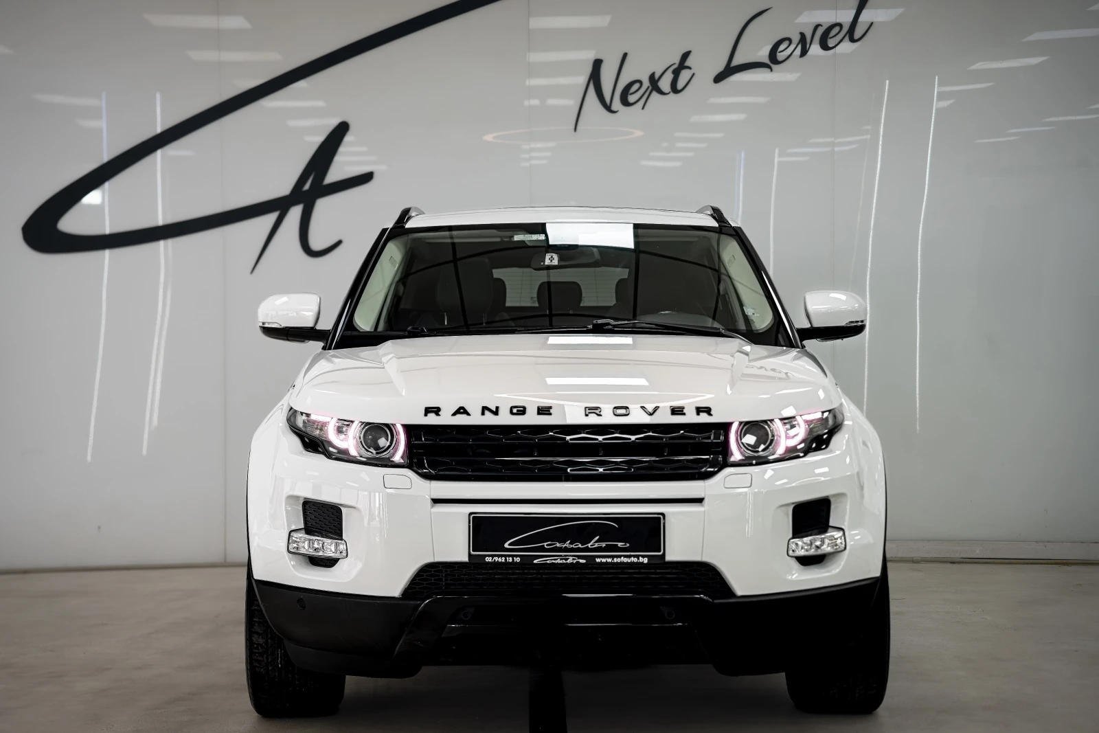 Land Rover Range Rover Evoque 2.2 SD4 AWD - изображение 2