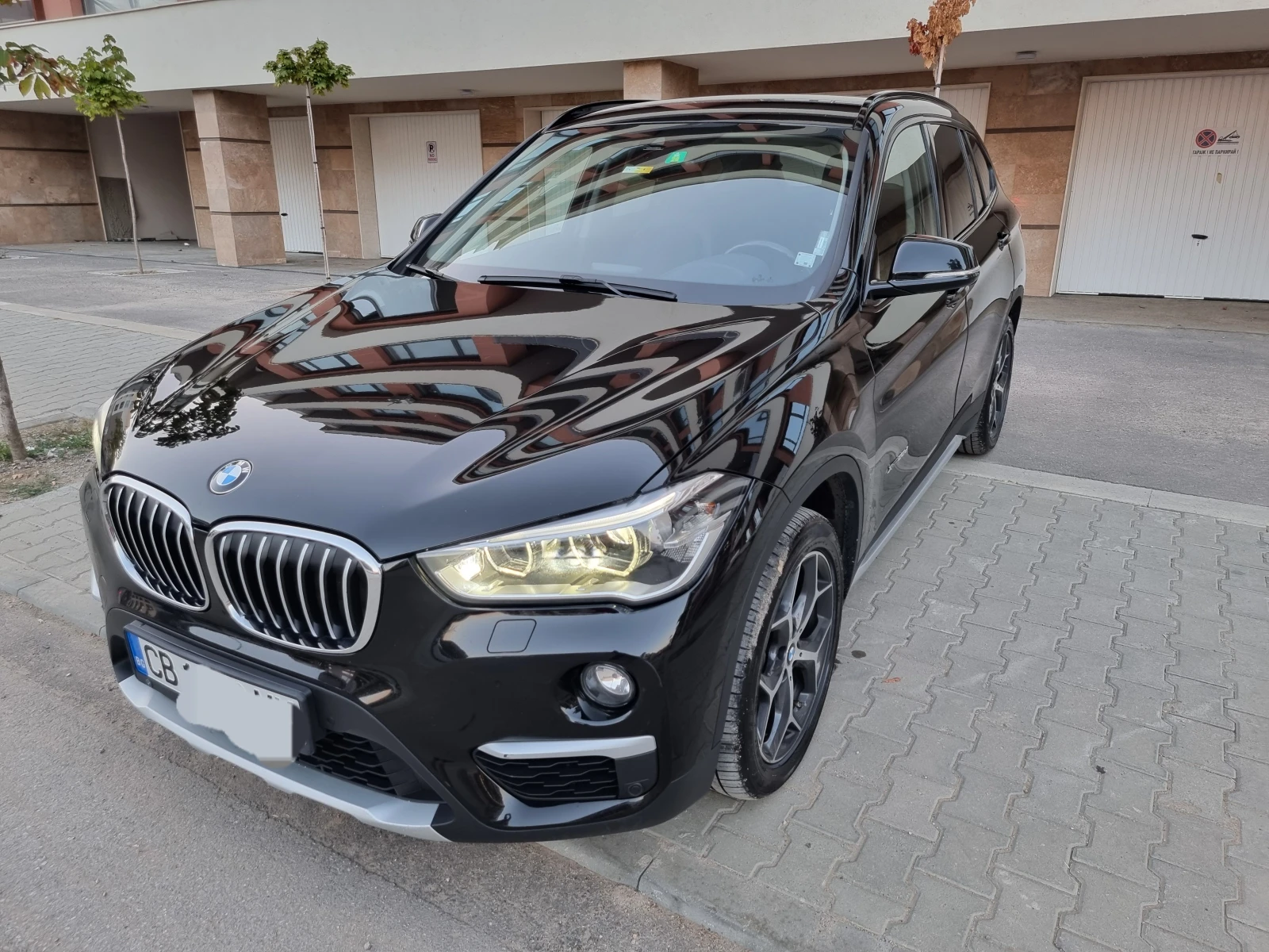 BMW X1 хDrive 20d - изображение 2