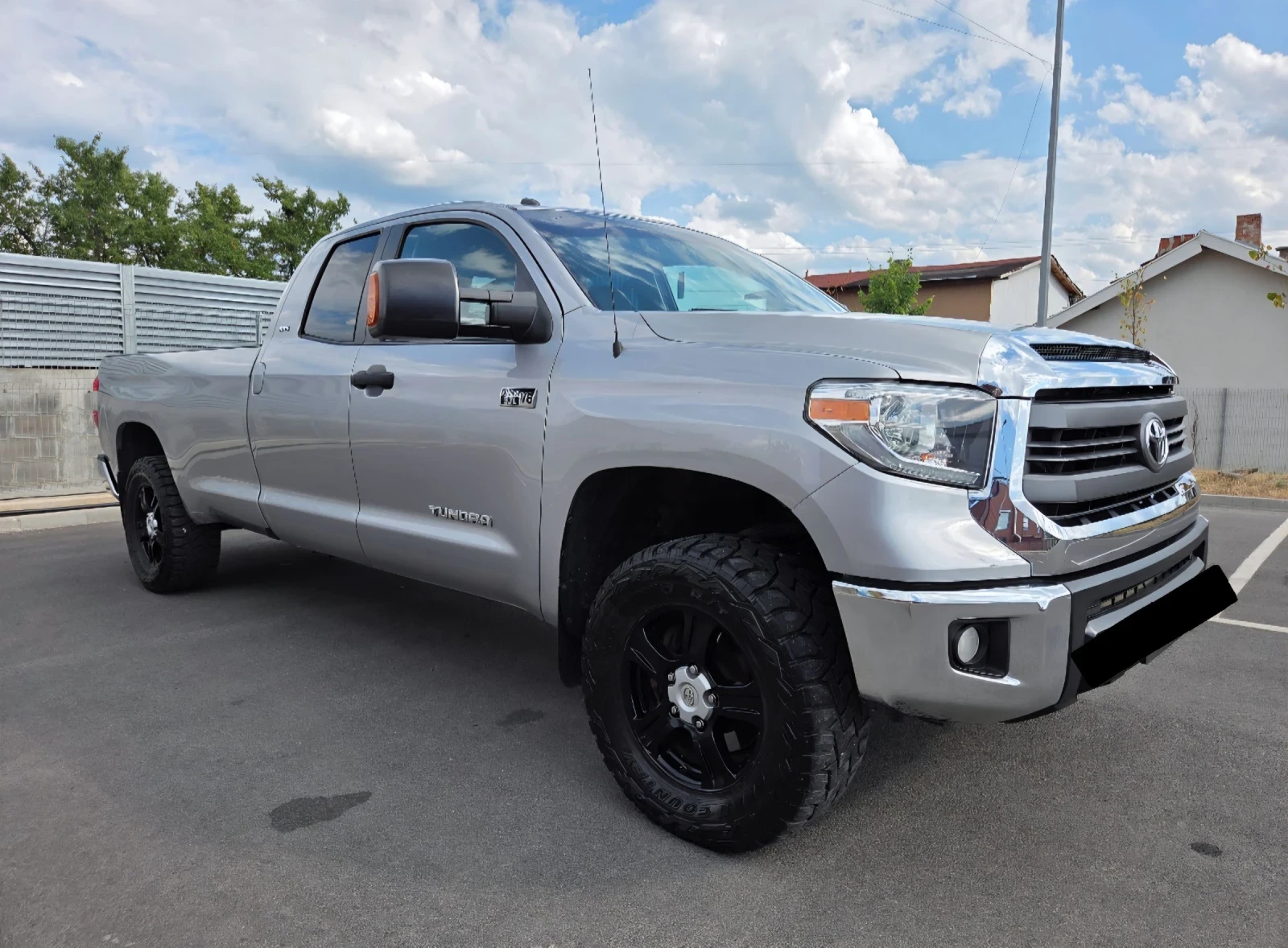 Toyota Tundra 5.7HEMI/ Камера / CarPlay/ Уникална  - изображение 4