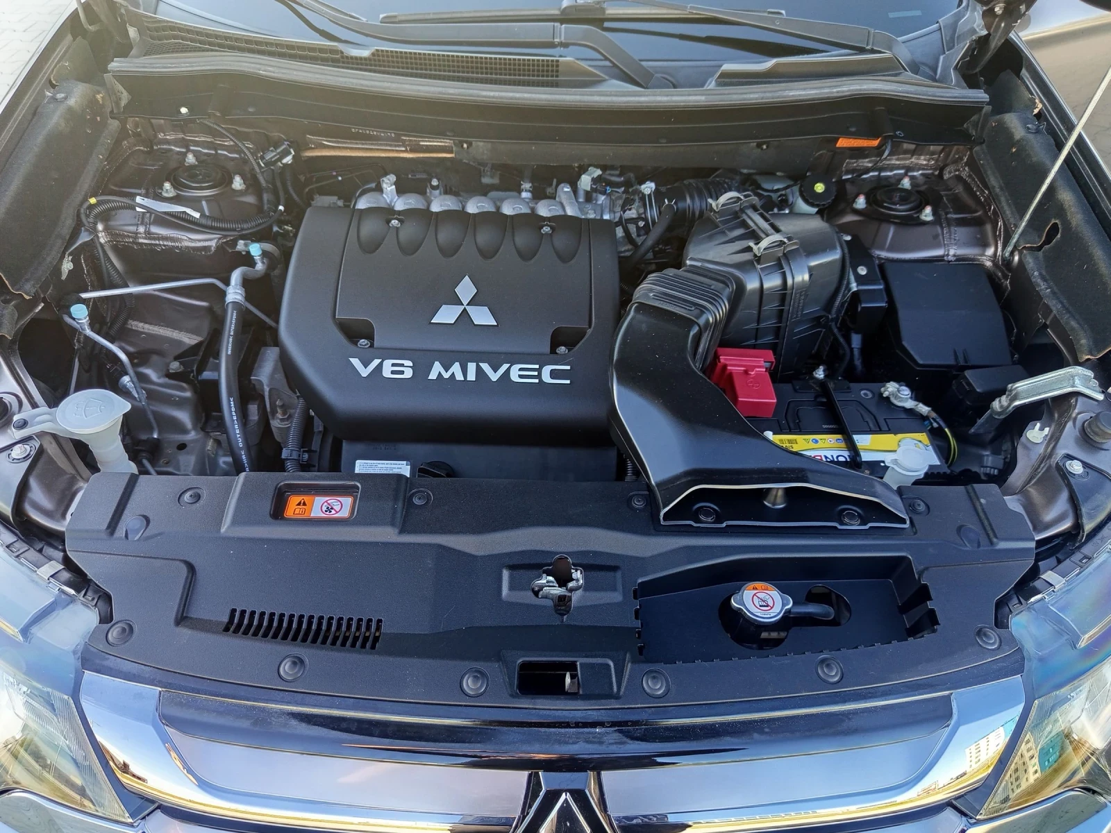 Mitsubishi Outlander GT 3.0V6 224kc.S-AWC 4x4 FULL -7 | Mobile.bg   17