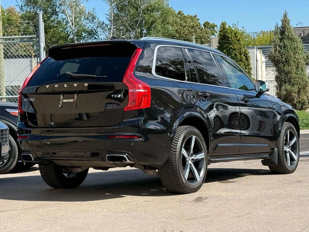 Volvo Xc90 T6 / R-Design / 7 Местна - изображение 3