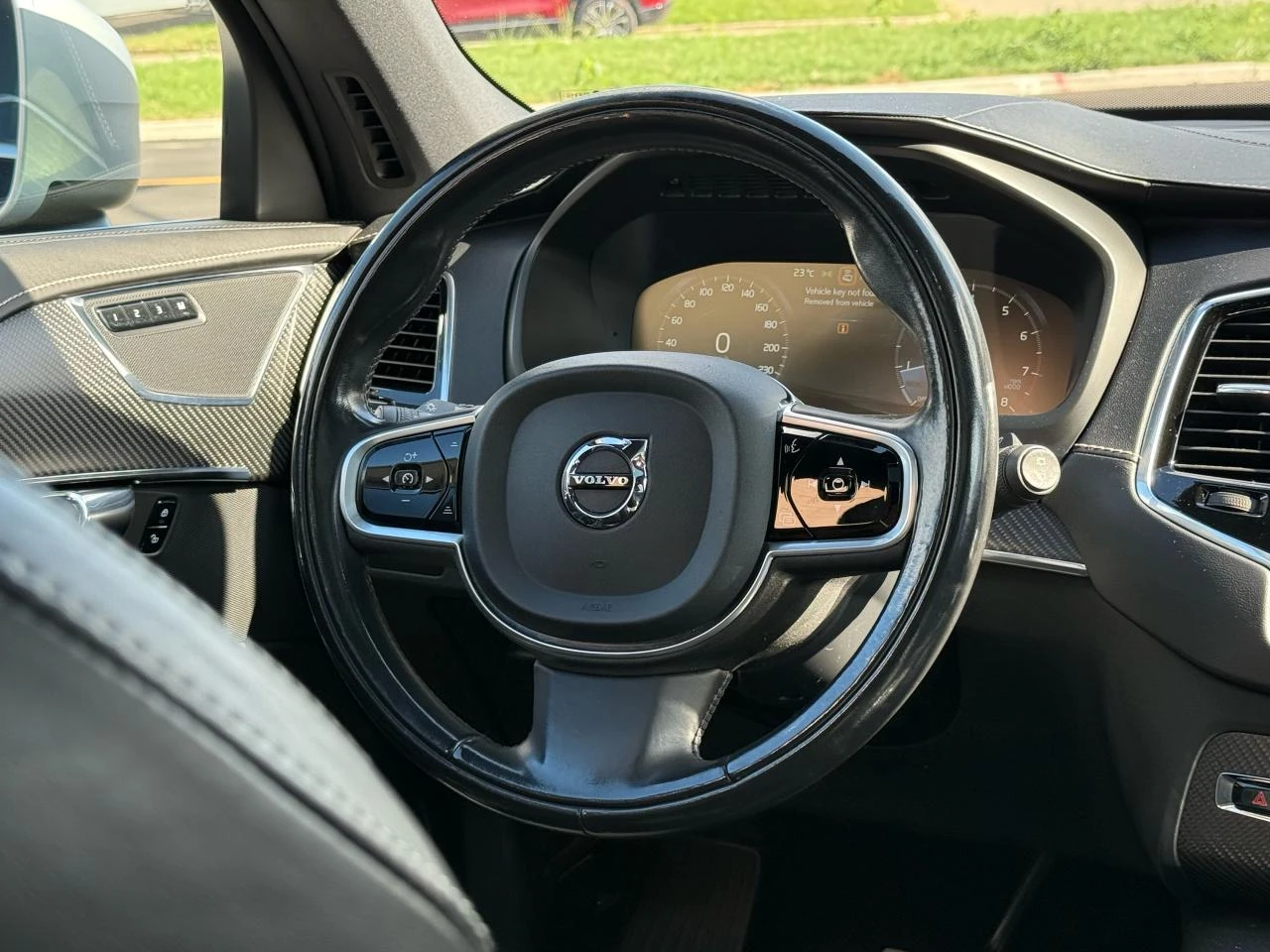 Volvo Xc90 T6 / R-Design / 7 Местна - изображение 8