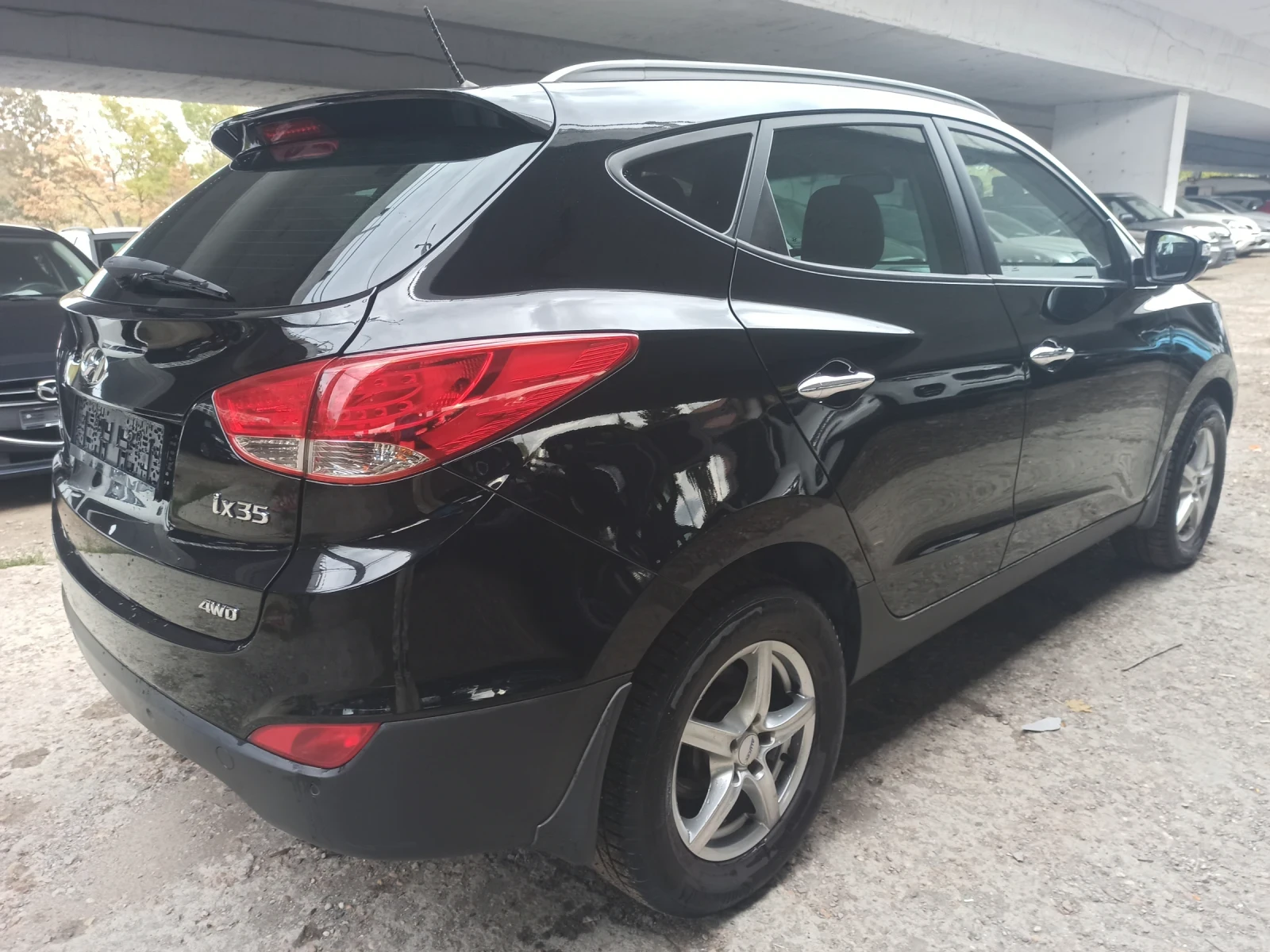 Hyundai IX35 2.0i, 4x4, Automatic, KEYLESS , снимка 5 - Автомобили и джипове - 53248570