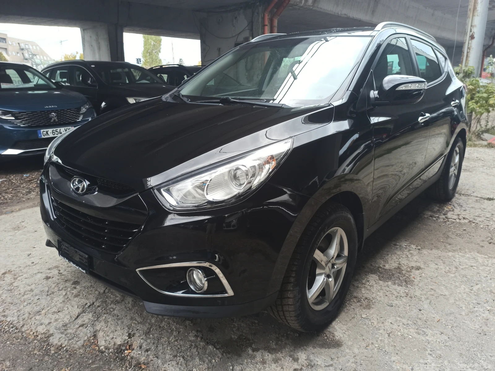 Hyundai IX35 2.0i, 4x4, Automatic, KEYLESS , снимка 2 - Автомобили и джипове - 53248570